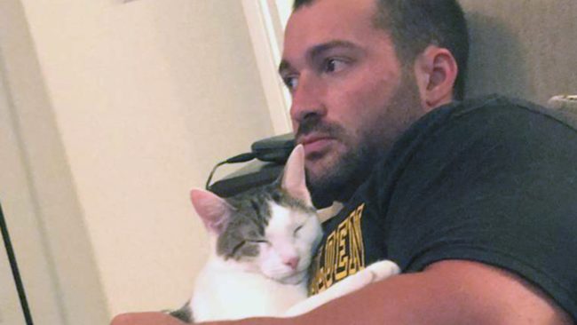 picture of Brad Moss with his cat
